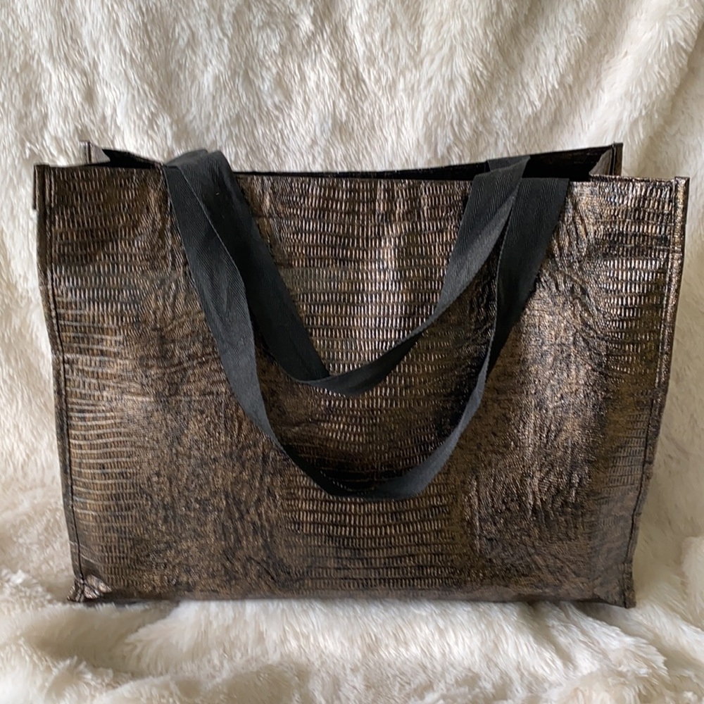 Hard Rock Couture Tote Bag - Picture 4 of 6